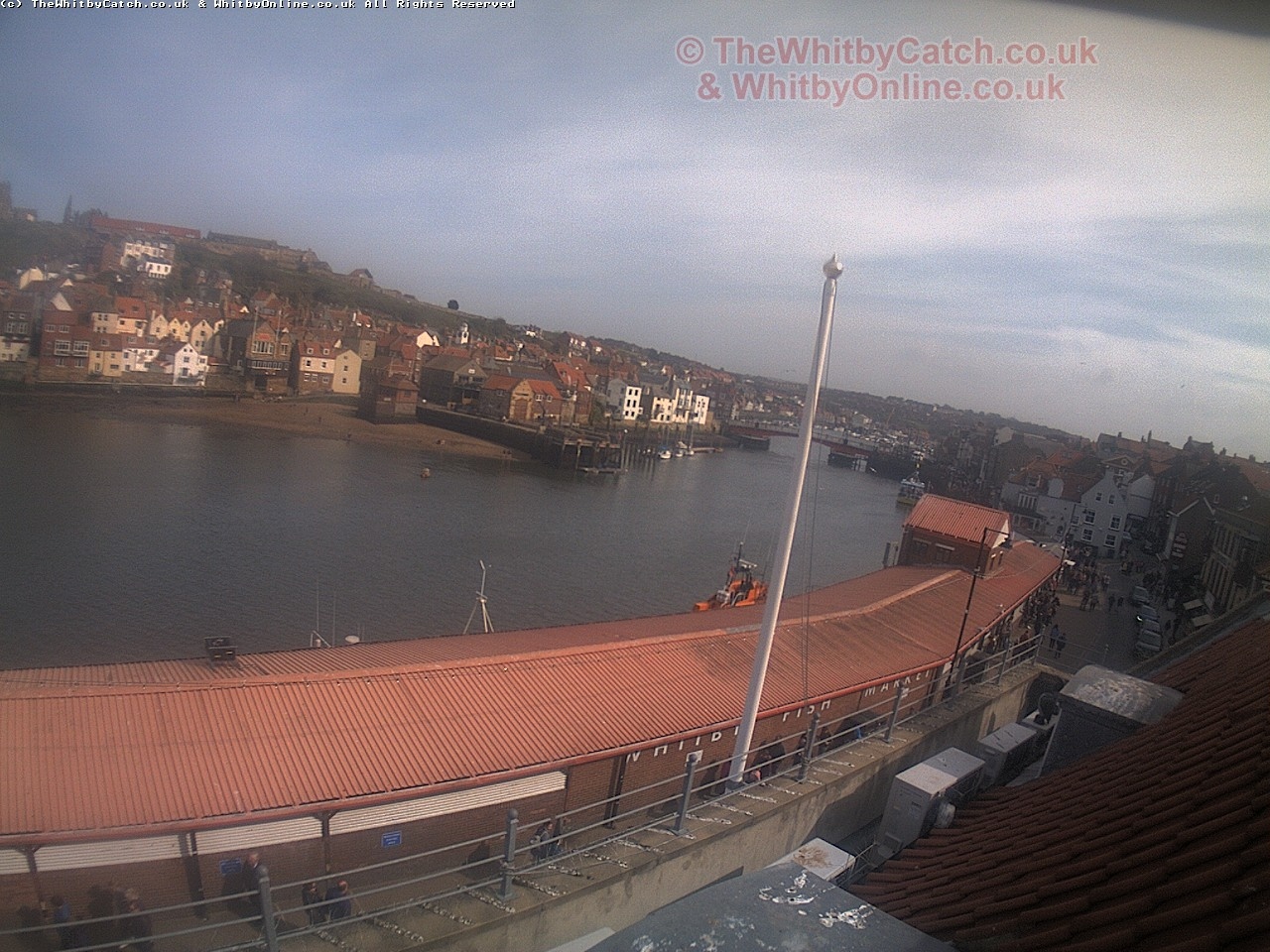 Whitby Sun 30th April 2017 16:04.