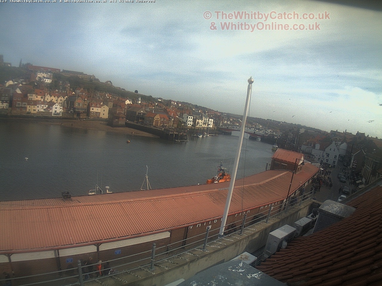 Whitby Sun 30th April 2017 16:17.