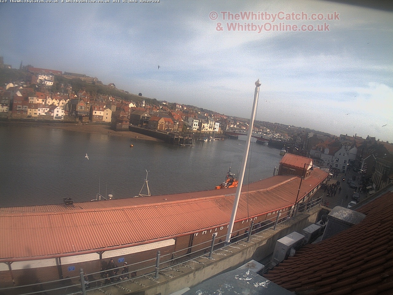 Whitby Sun 30th April 2017 16:21.