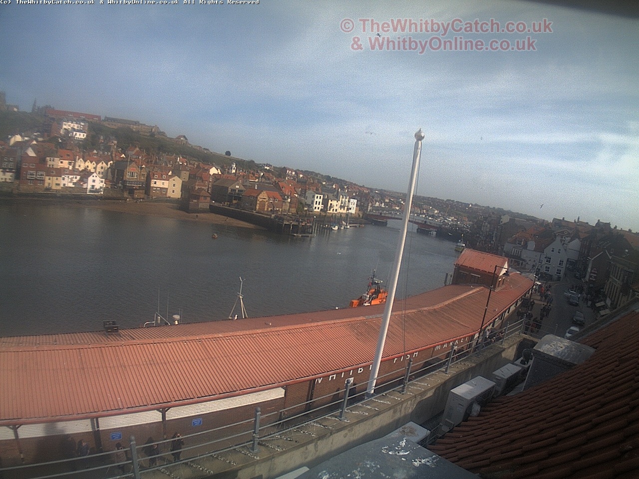 Whitby Sun 30th April 2017 16:25.