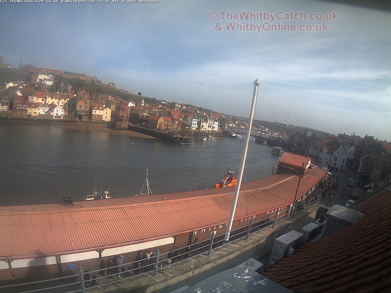 Whitby Sun 30th April 2017 16:31.