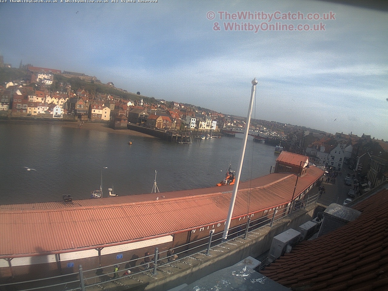 Whitby Sun 30th April 2017 16:33.