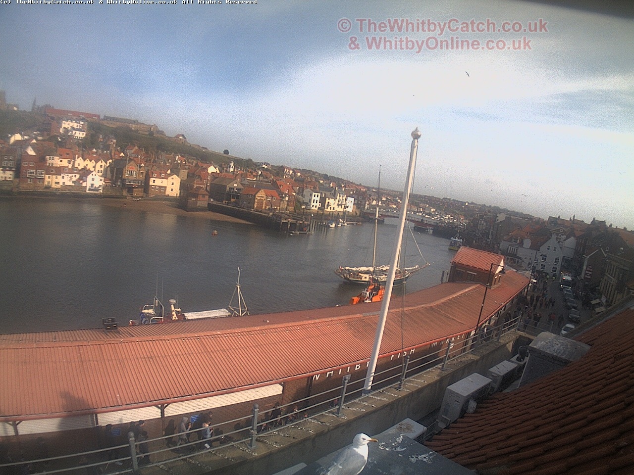 Whitby Sun 30th April 2017 16:40.