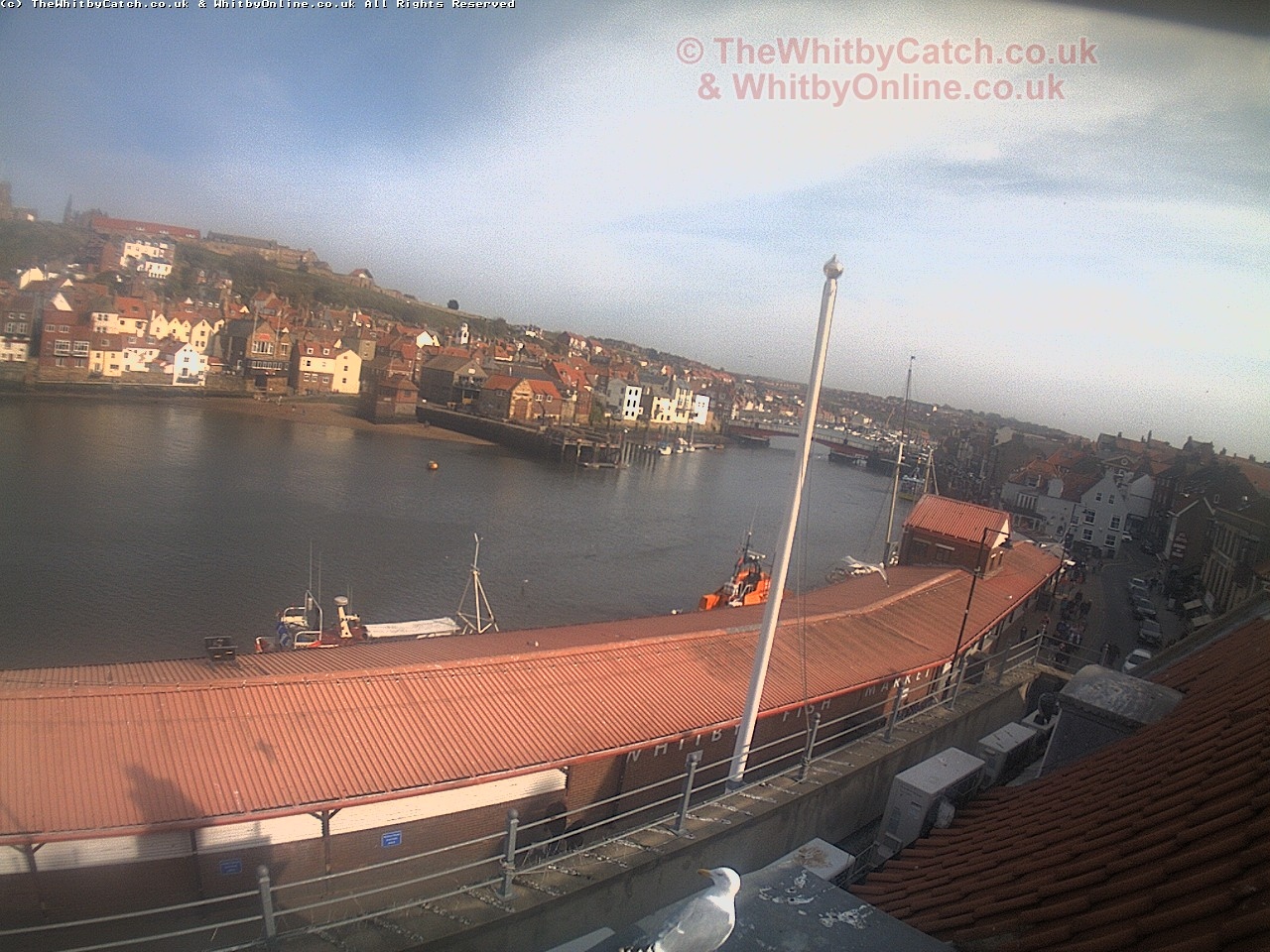 Whitby Sun 30th April 2017 16:46.