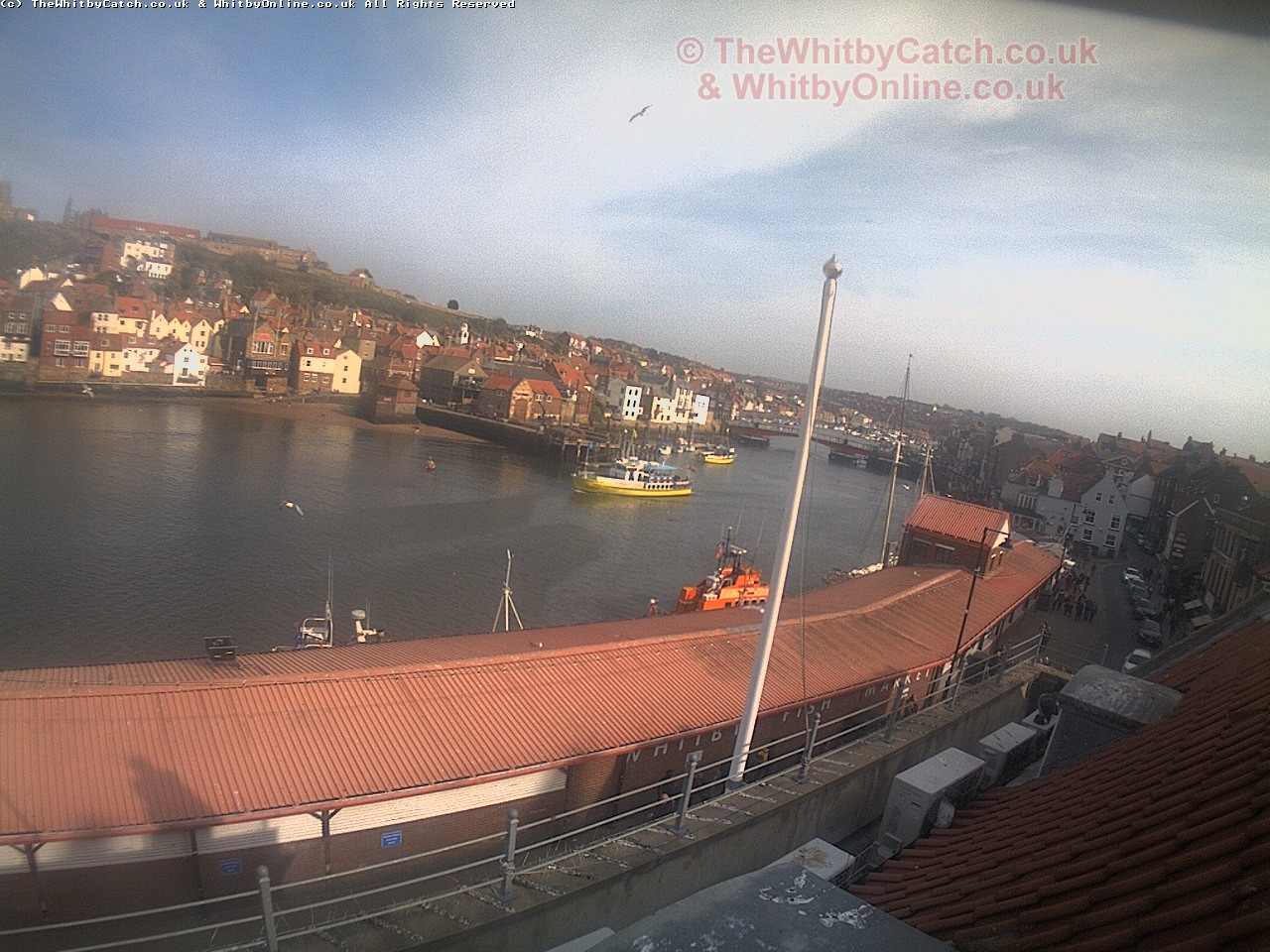 Whitby Sun 30th April 2017 16:49.