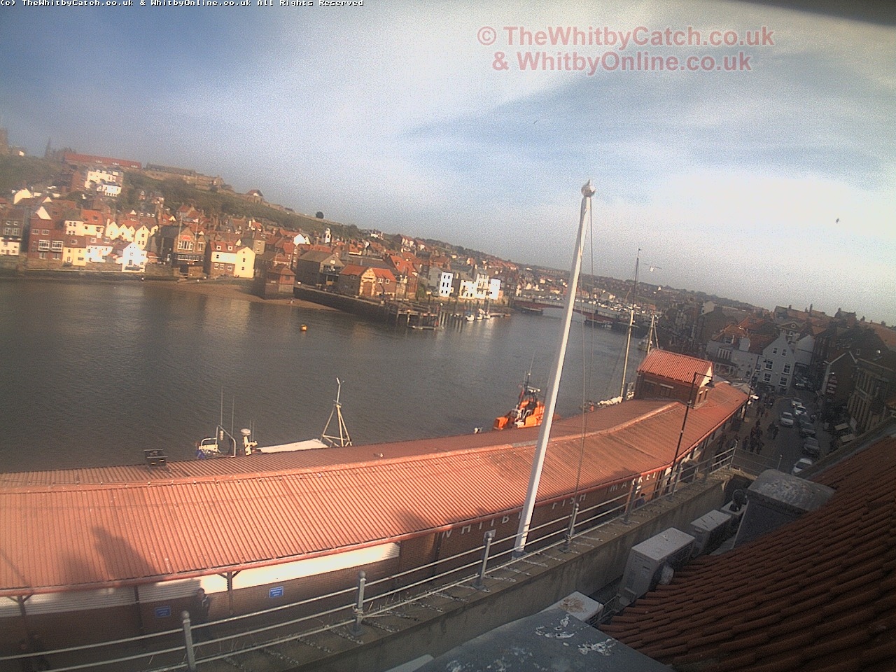 Whitby Sun 30th April 2017 16:52.