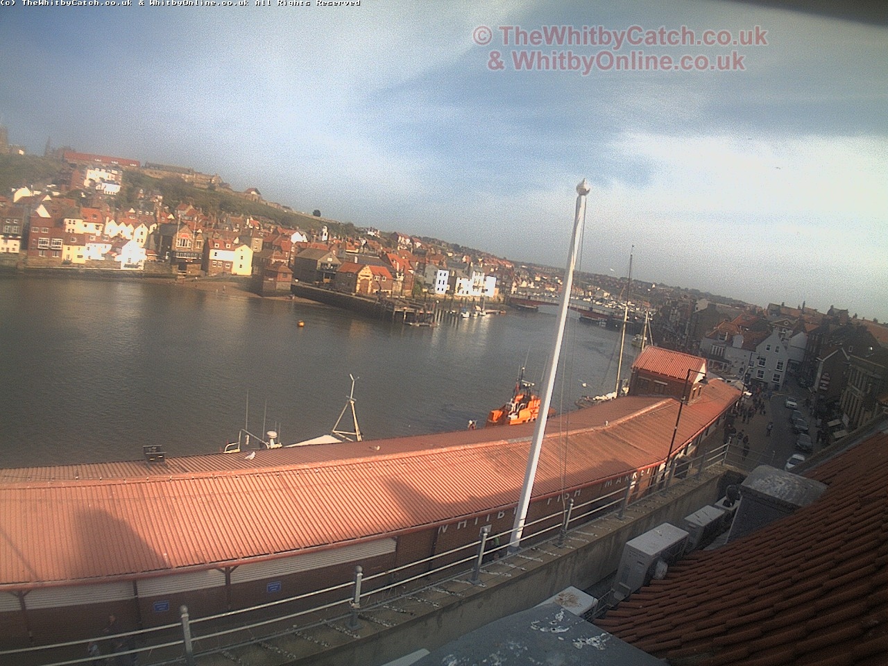 Whitby Sun 30th April 2017 16:58.