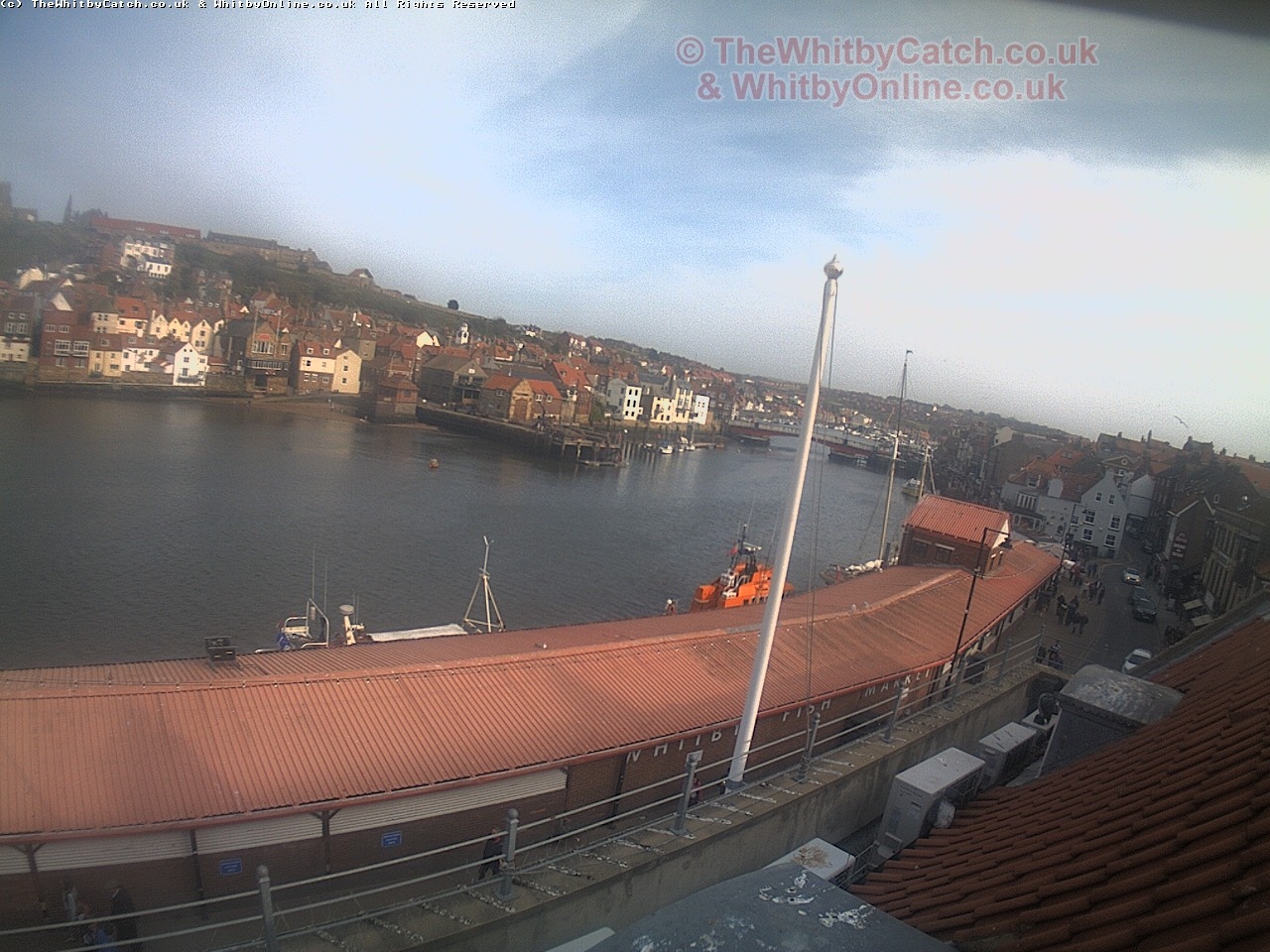 Whitby Sun 30th April 2017 17:01.