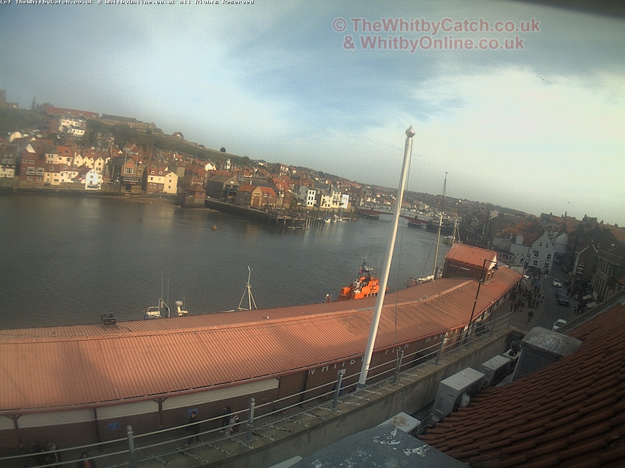 Whitby Sun 30th April 2017 17:02.