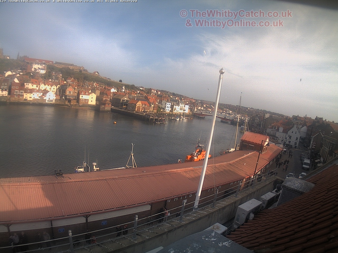 Whitby Sun 30th April 2017 17:13.