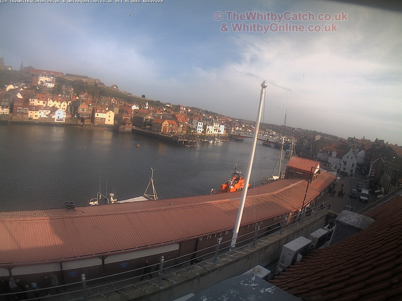 Whitby Sun 30th April 2017 17:14.