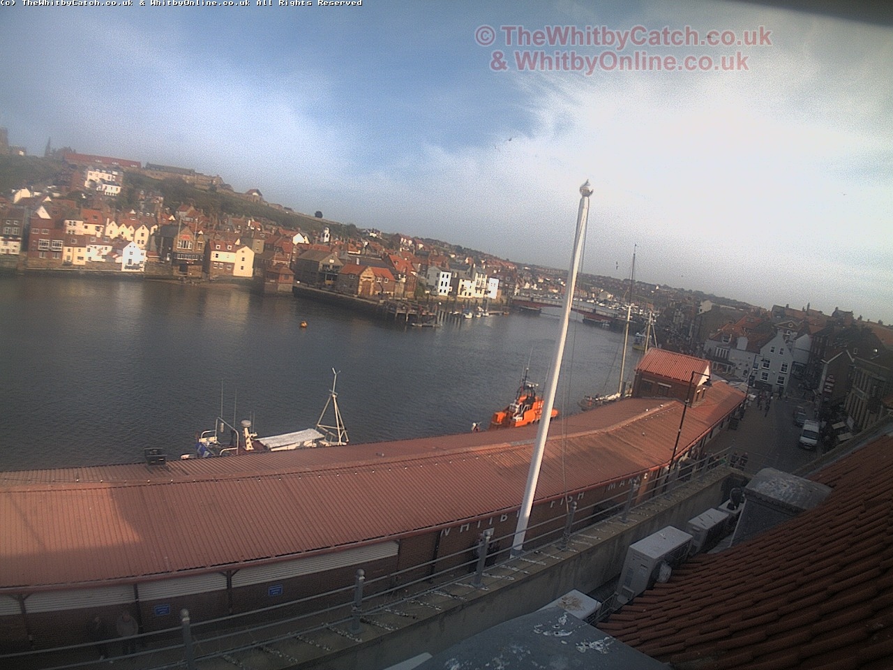 Whitby Sun 30th April 2017 17:15.