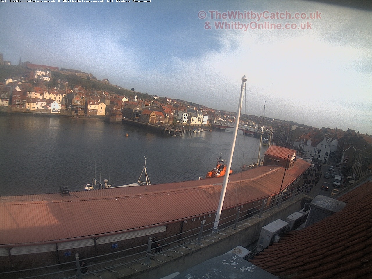 Whitby Sun 30th April 2017 17:17.