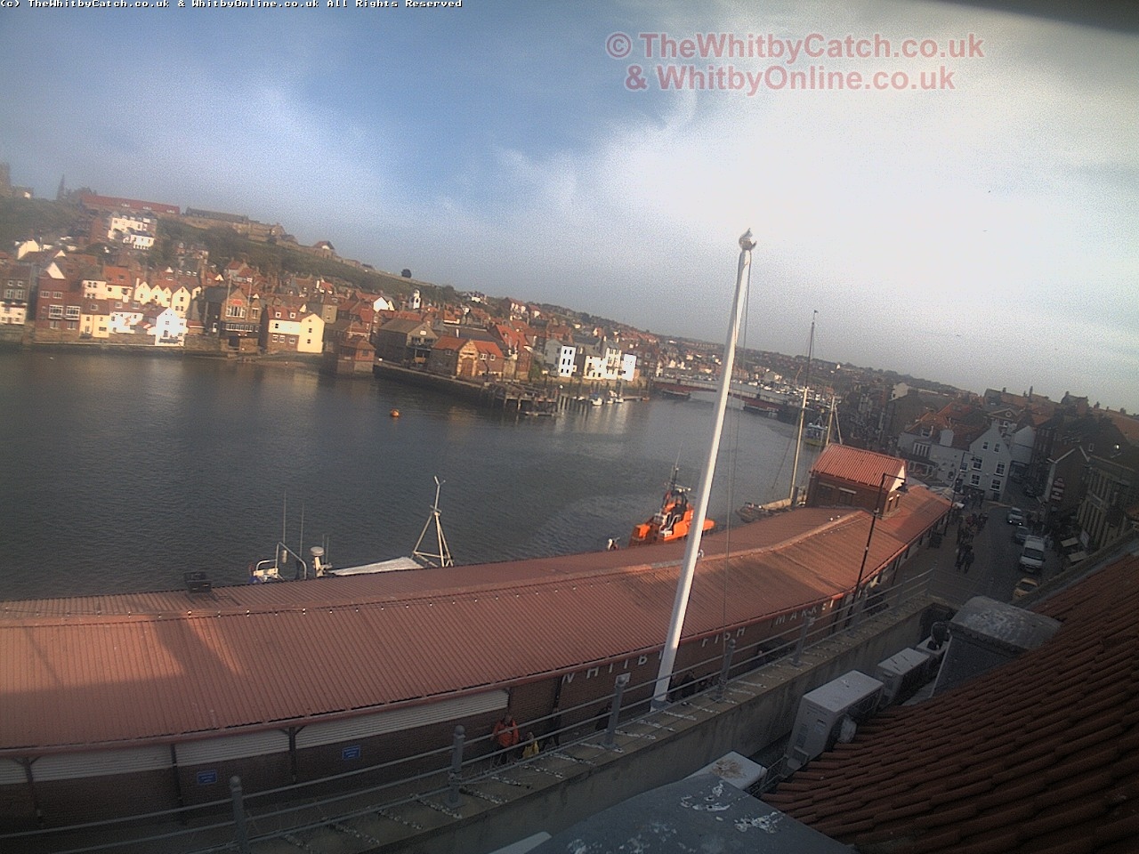 Whitby Sun 30th April 2017 17:21.