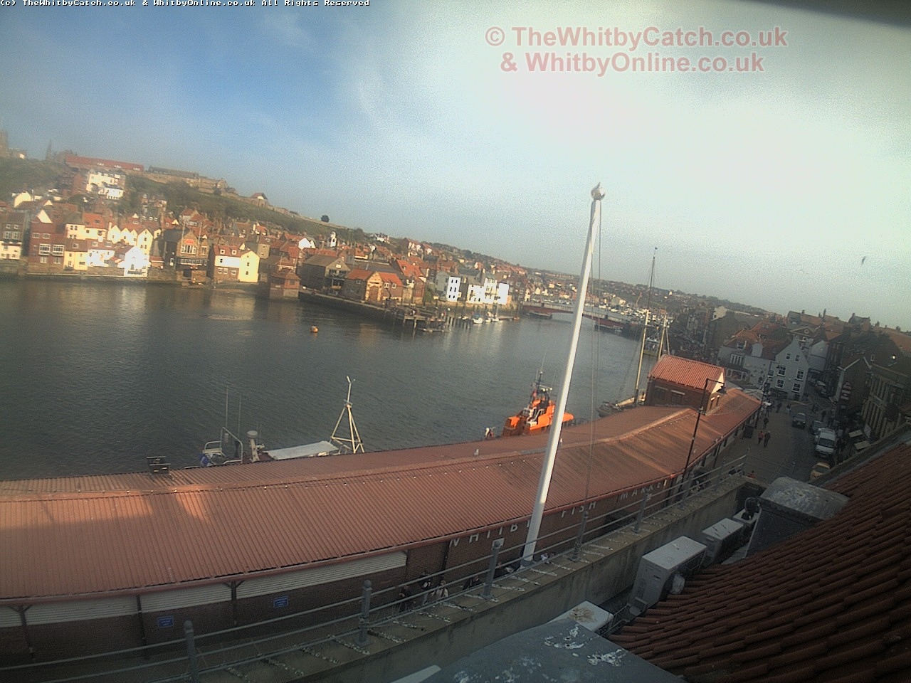 Whitby Sun 30th April 2017 17:33.