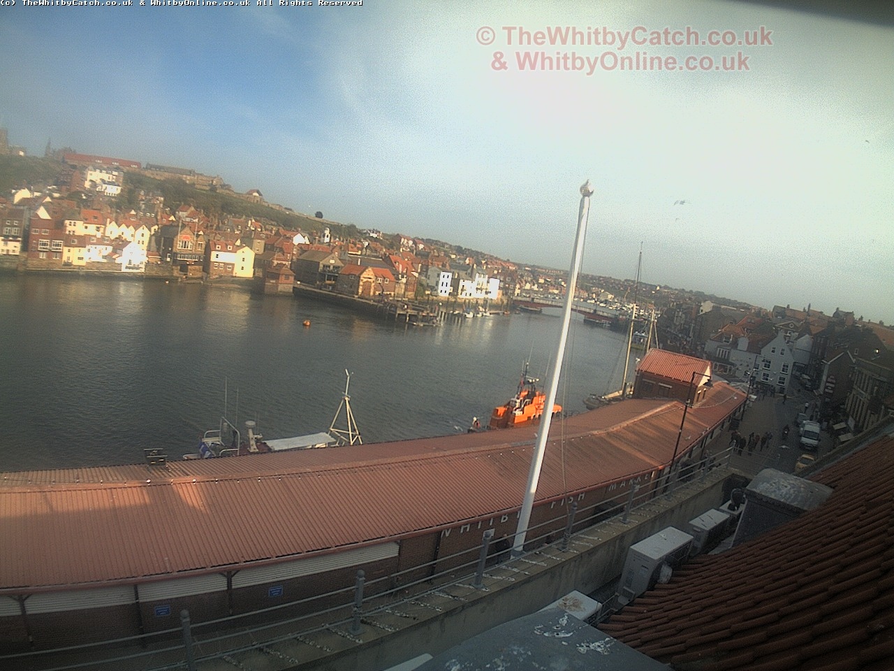 Whitby Sun 30th April 2017 17:34.