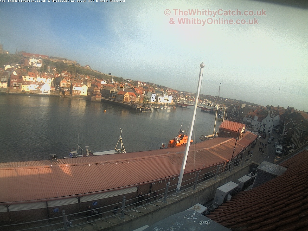 Whitby Sun 30th April 2017 17:35.