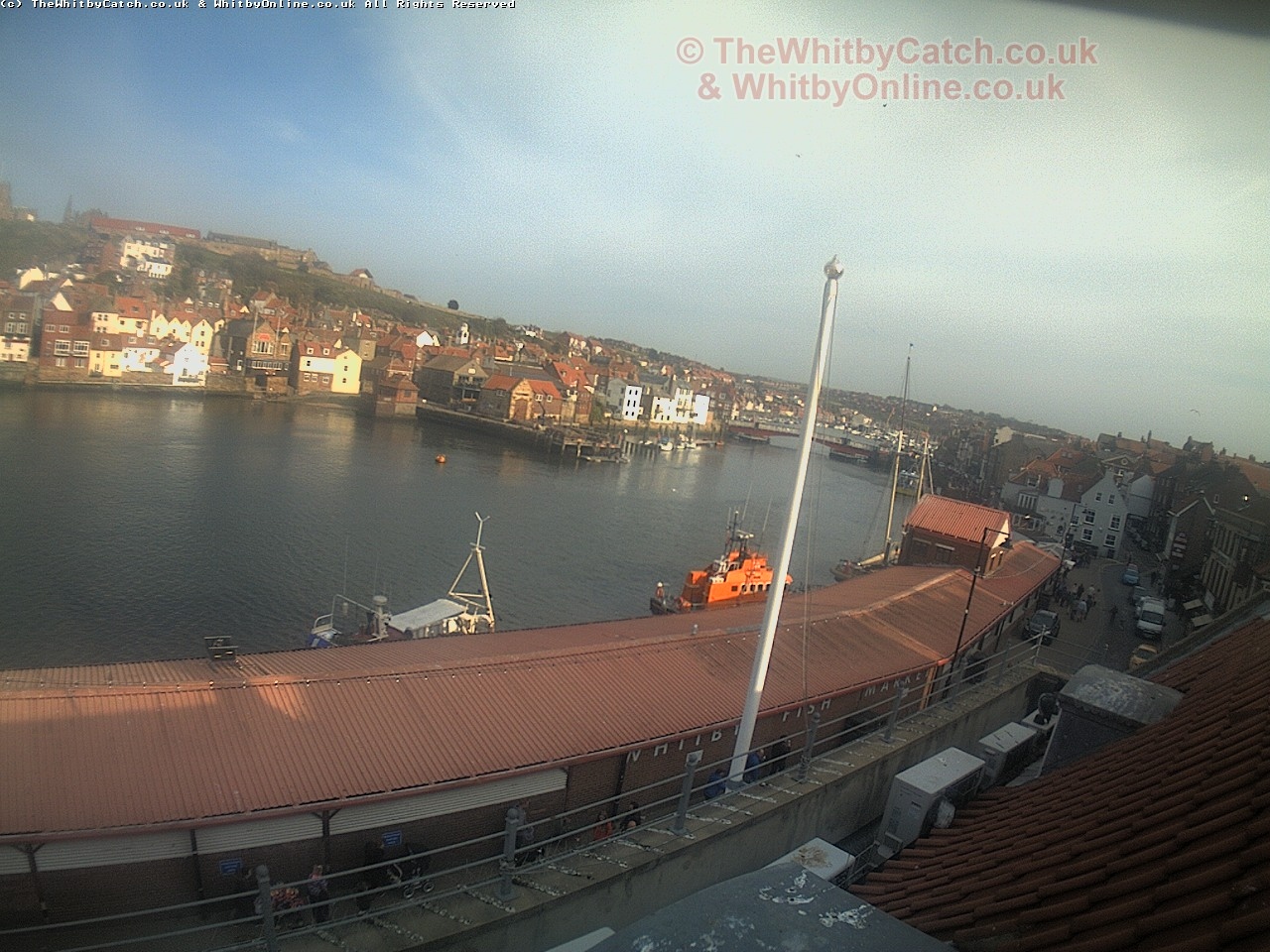 Whitby Sun 30th April 2017 17:38.