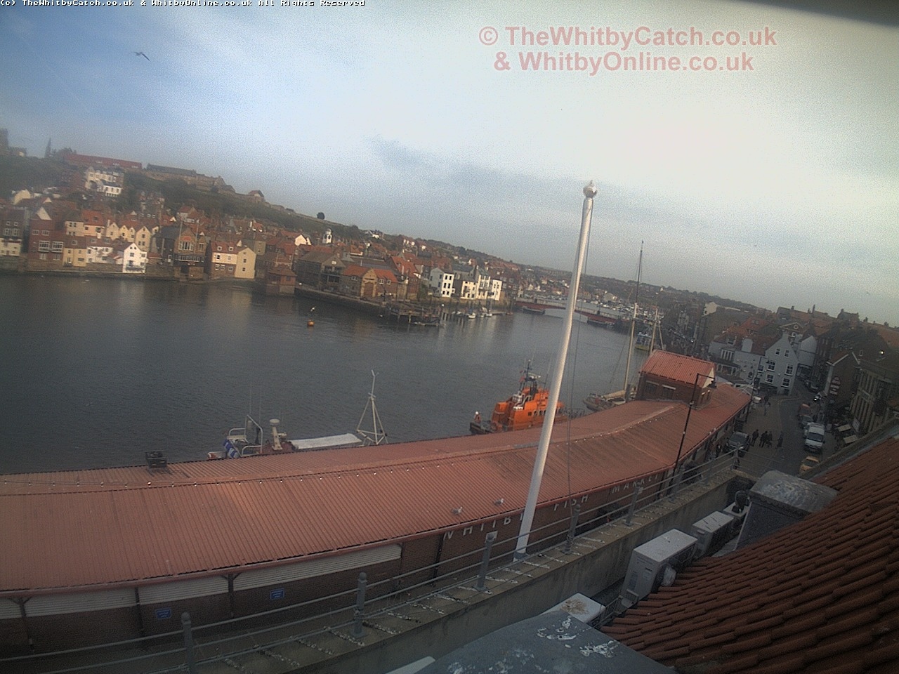 Whitby Sun 30th April 2017 17:49.