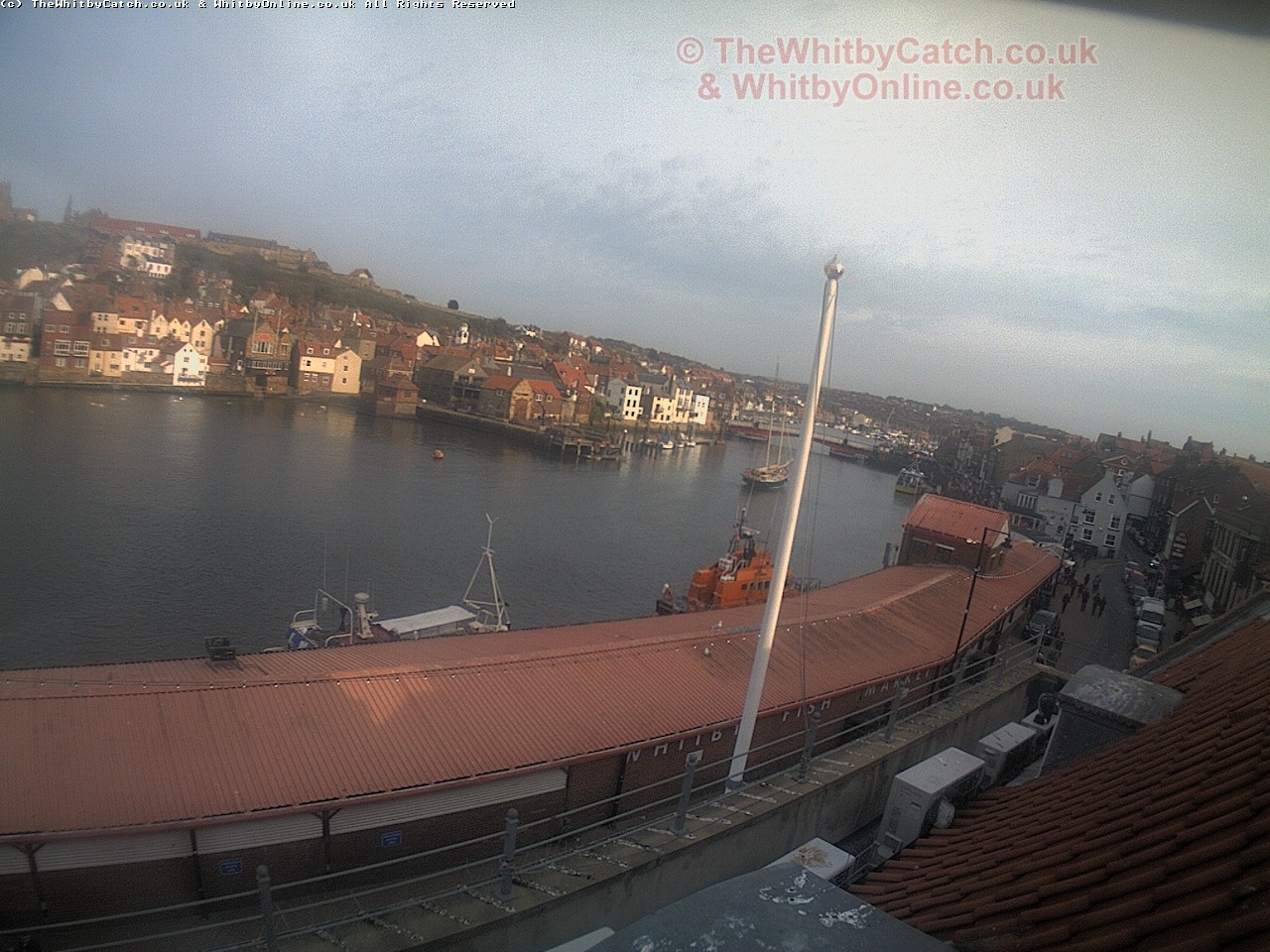 Whitby Sun 30th April 2017 18:03.