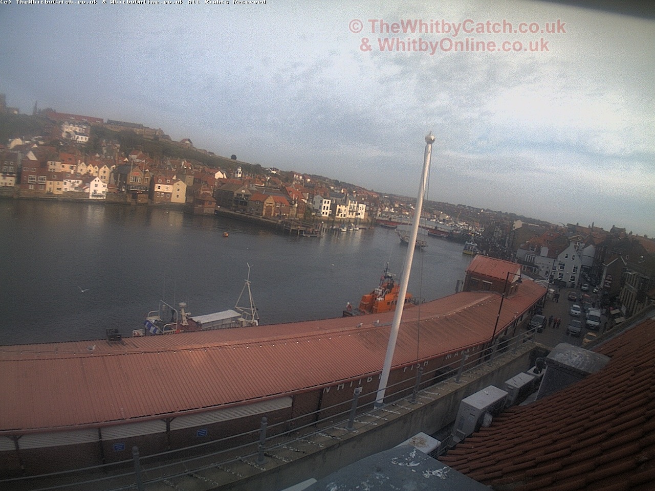 Whitby Sun 30th April 2017 18:09.