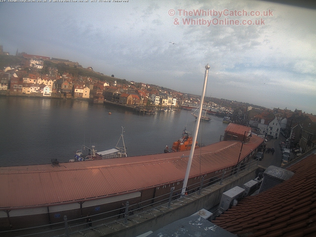 Whitby Sun 30th April 2017 18:12.