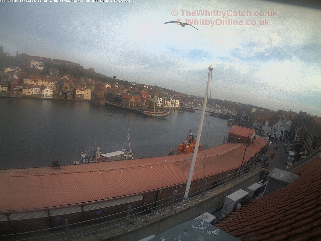 Whitby Sun 30th April 2017 18:21.