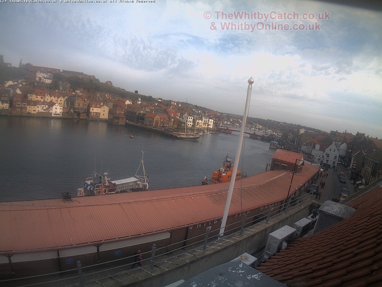 Whitby Sun 30th April 2017 18:29.