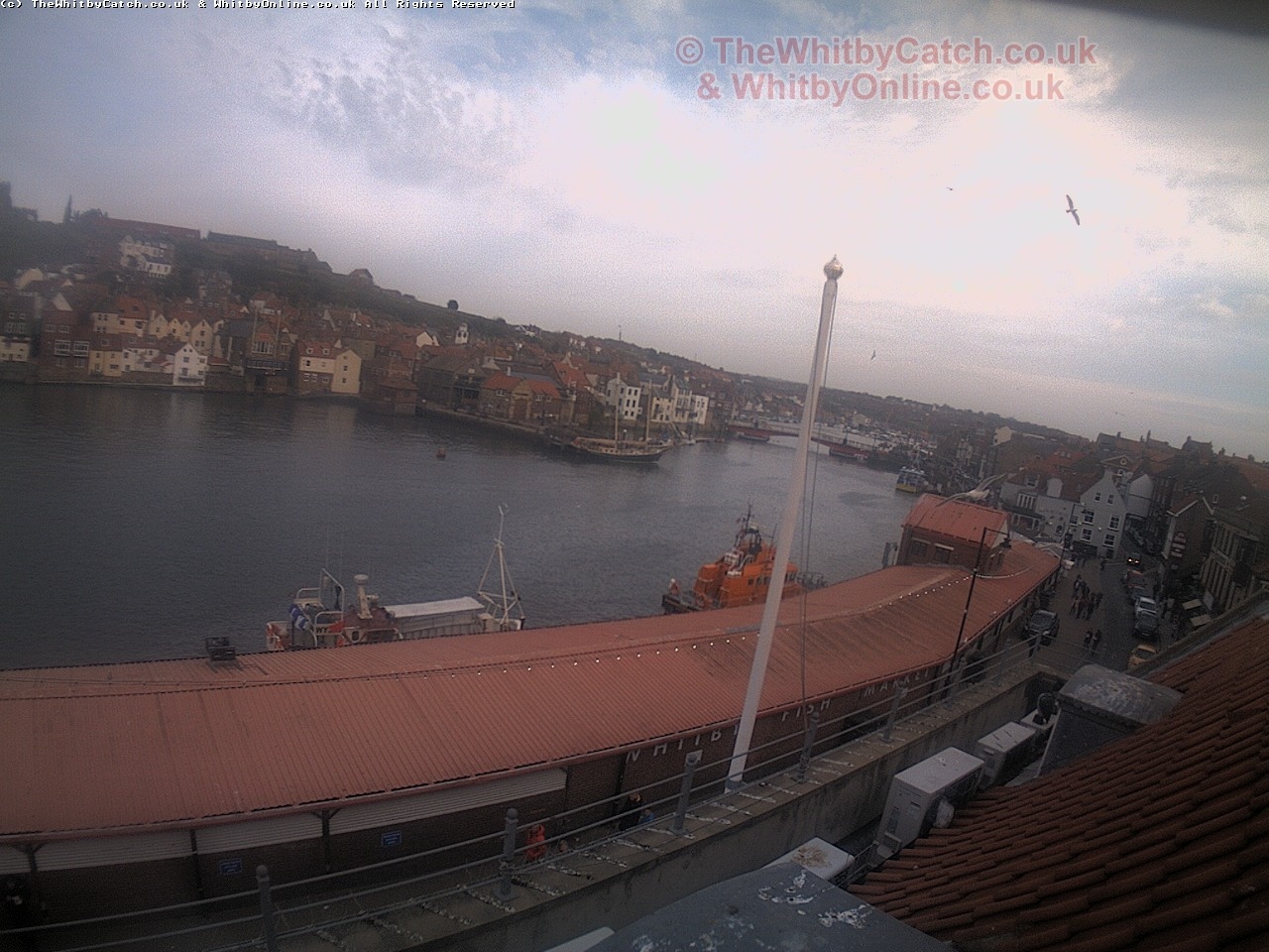 Whitby Sun 30th April 2017 18:37.