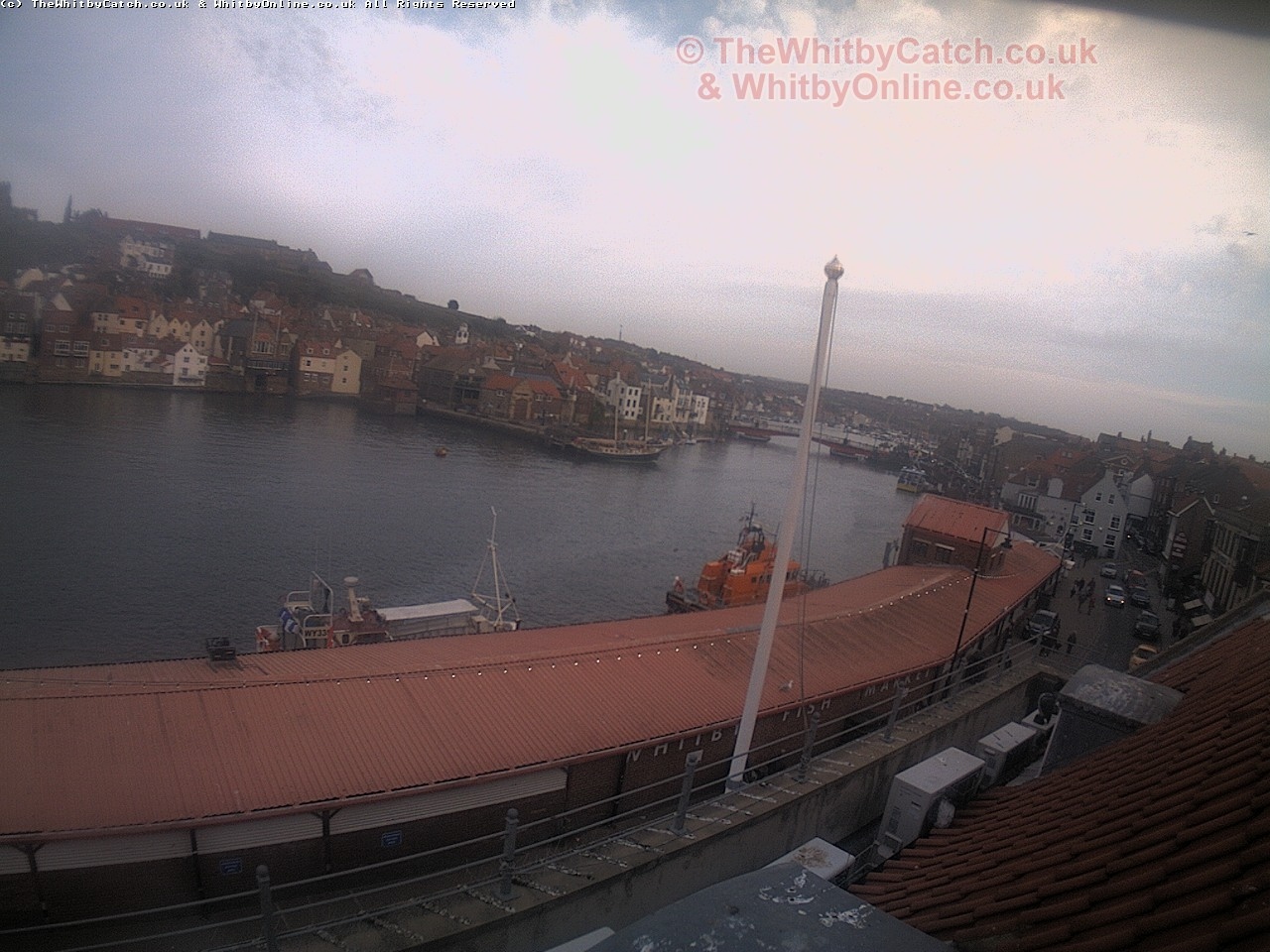 Whitby Sun 30th April 2017 18:41.