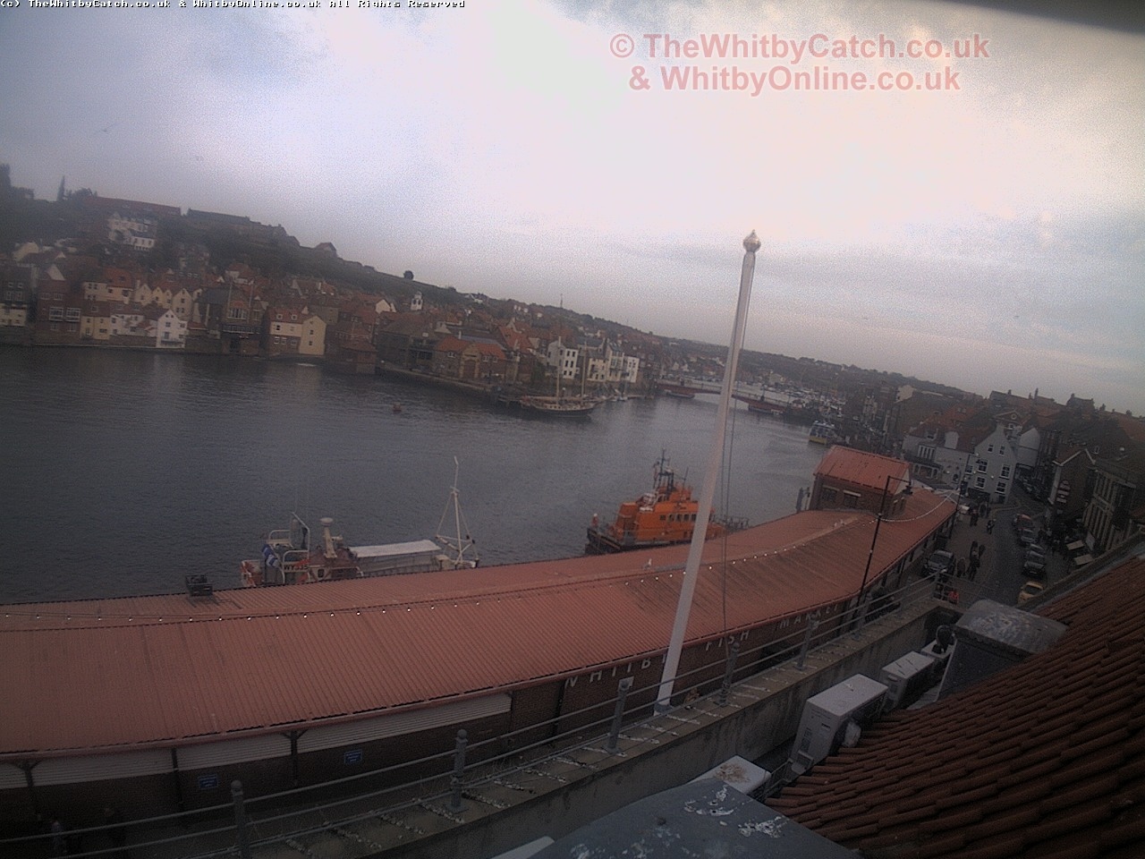 Whitby Sun 30th April 2017 18:44.