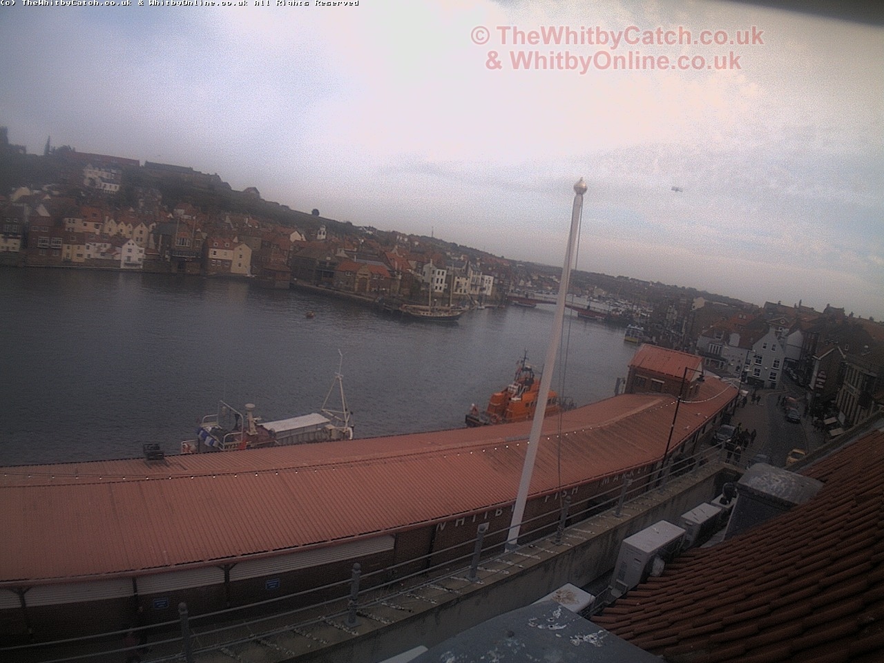 Whitby Sun 30th April 2017 18:48.