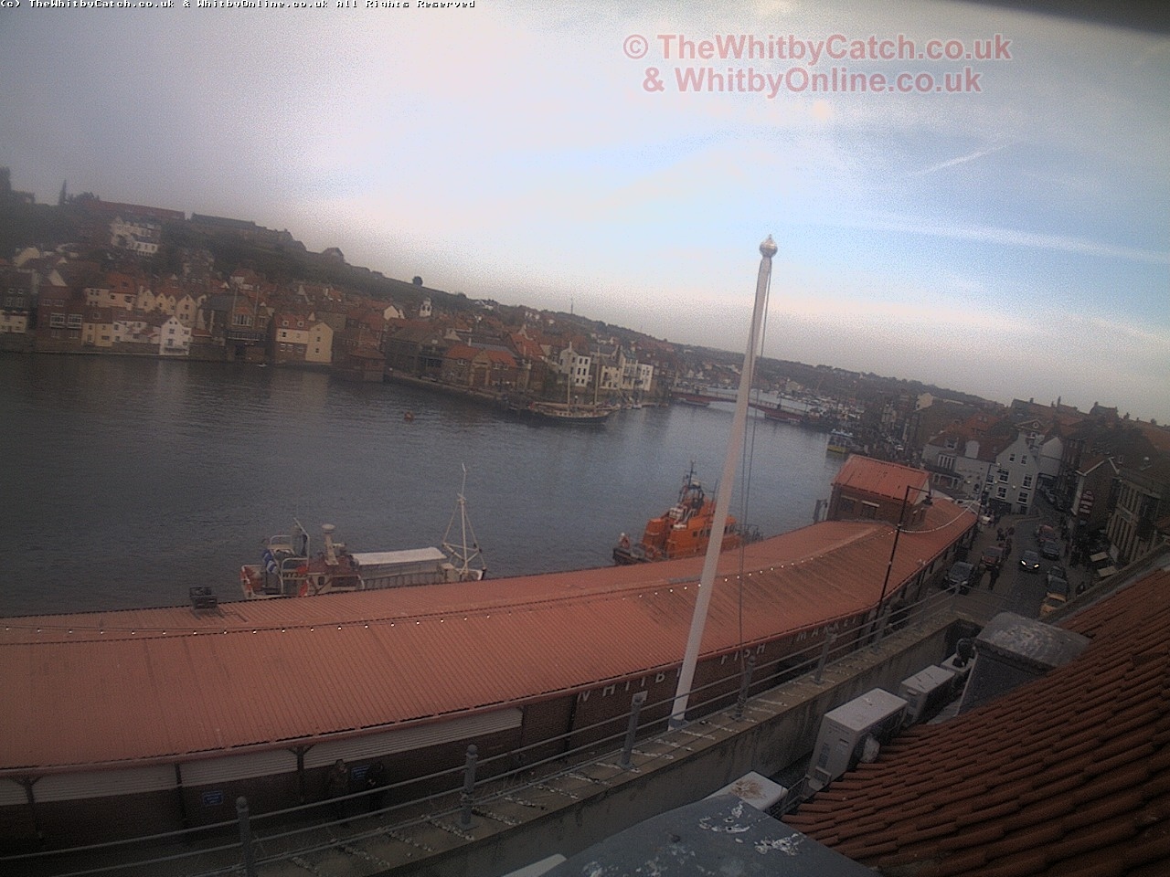 Whitby Sun 30th April 2017 19:02.