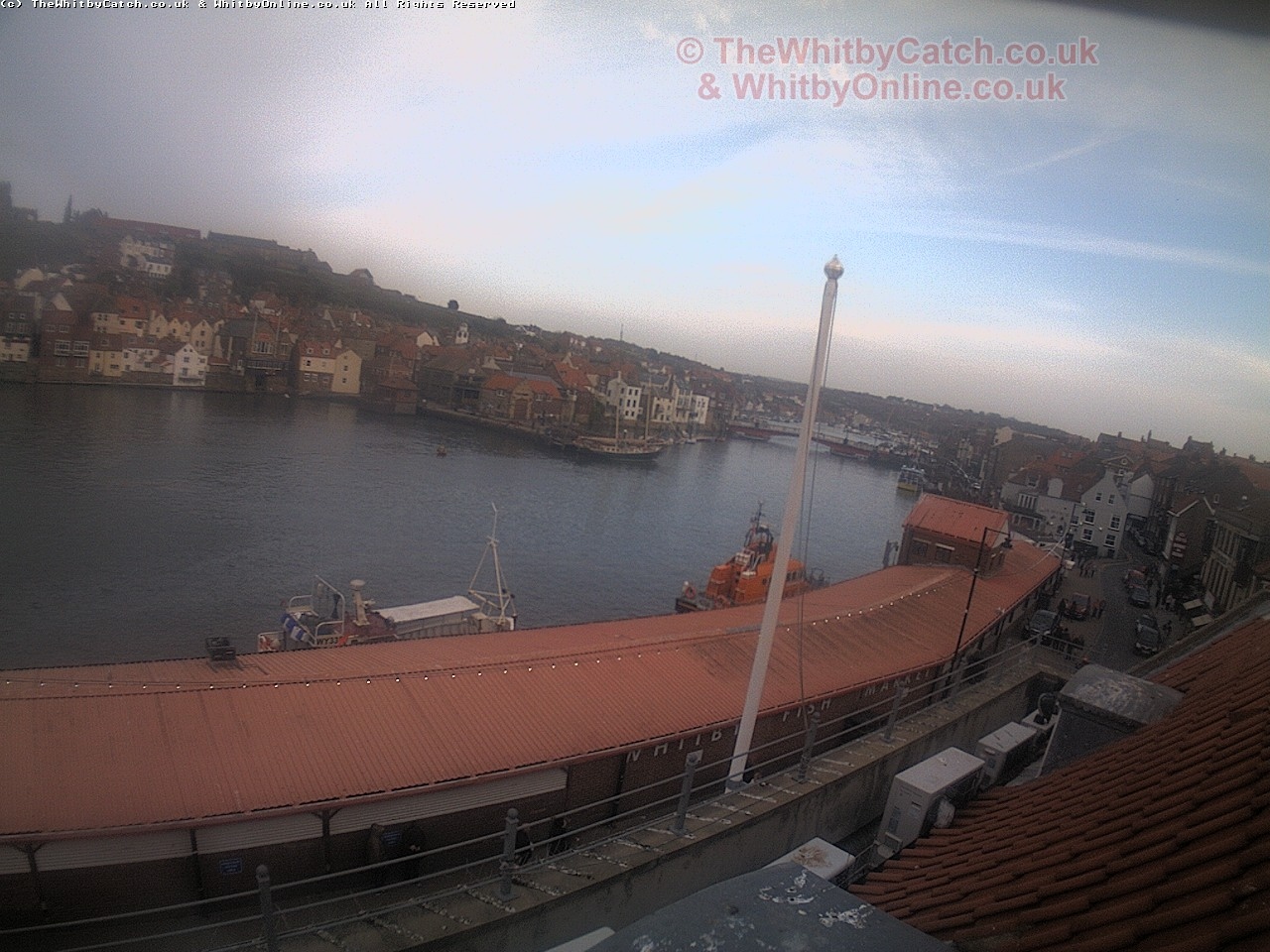 Whitby Sun 30th April 2017 19:04.