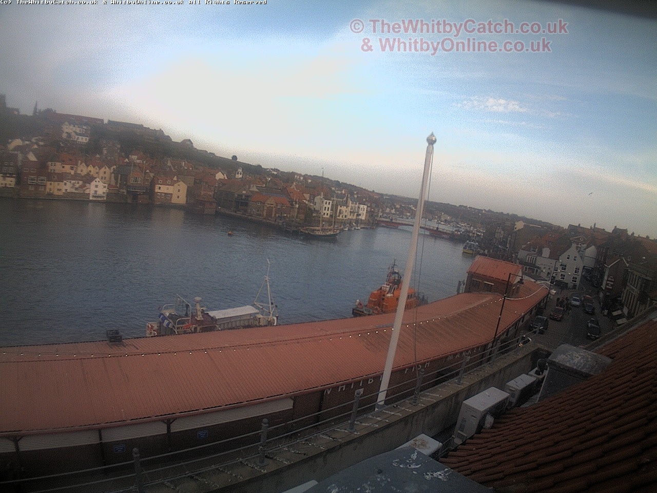 Whitby Sun 30th April 2017 19:14.