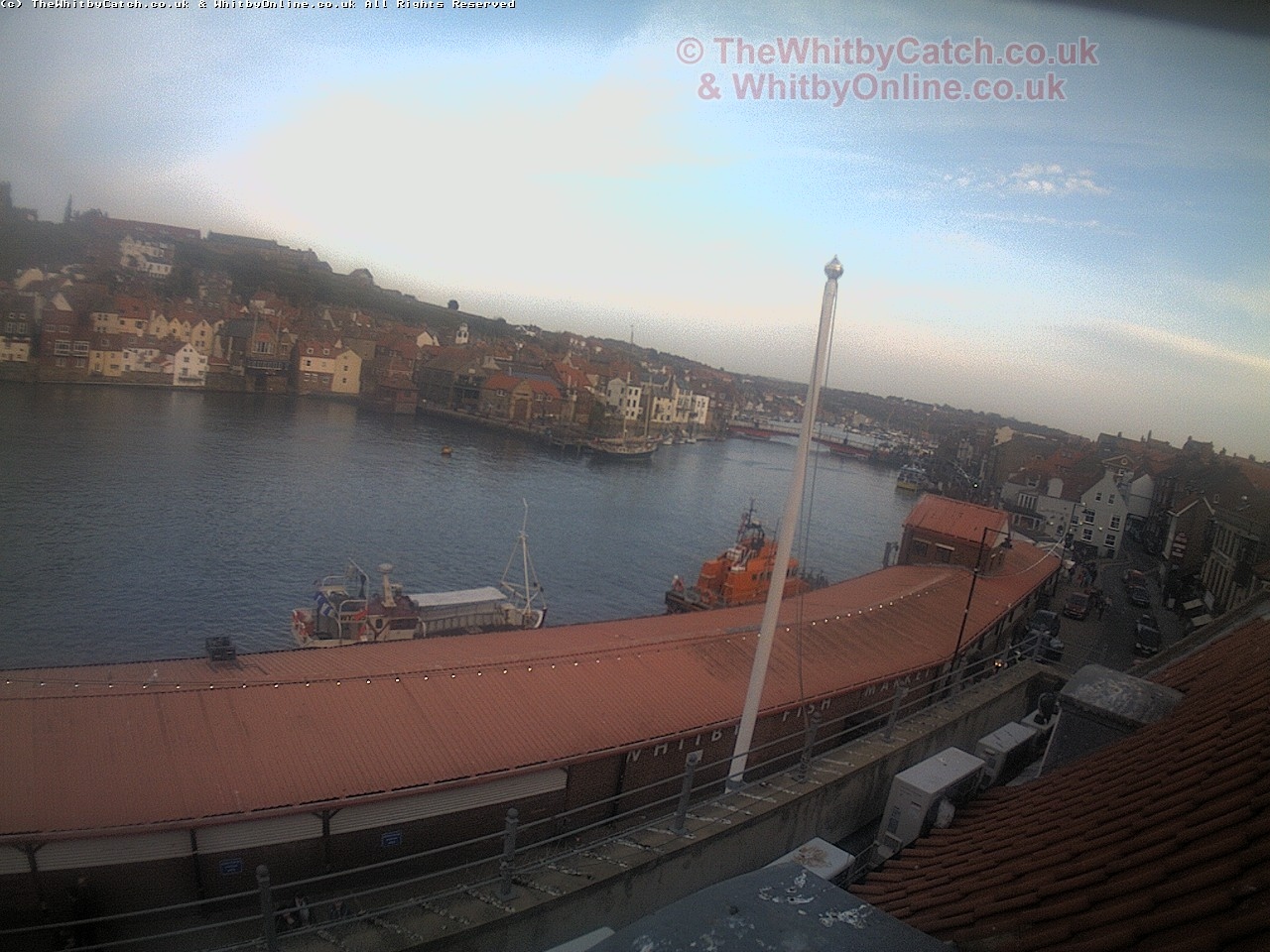 Whitby Sun 30th April 2017 19:16.