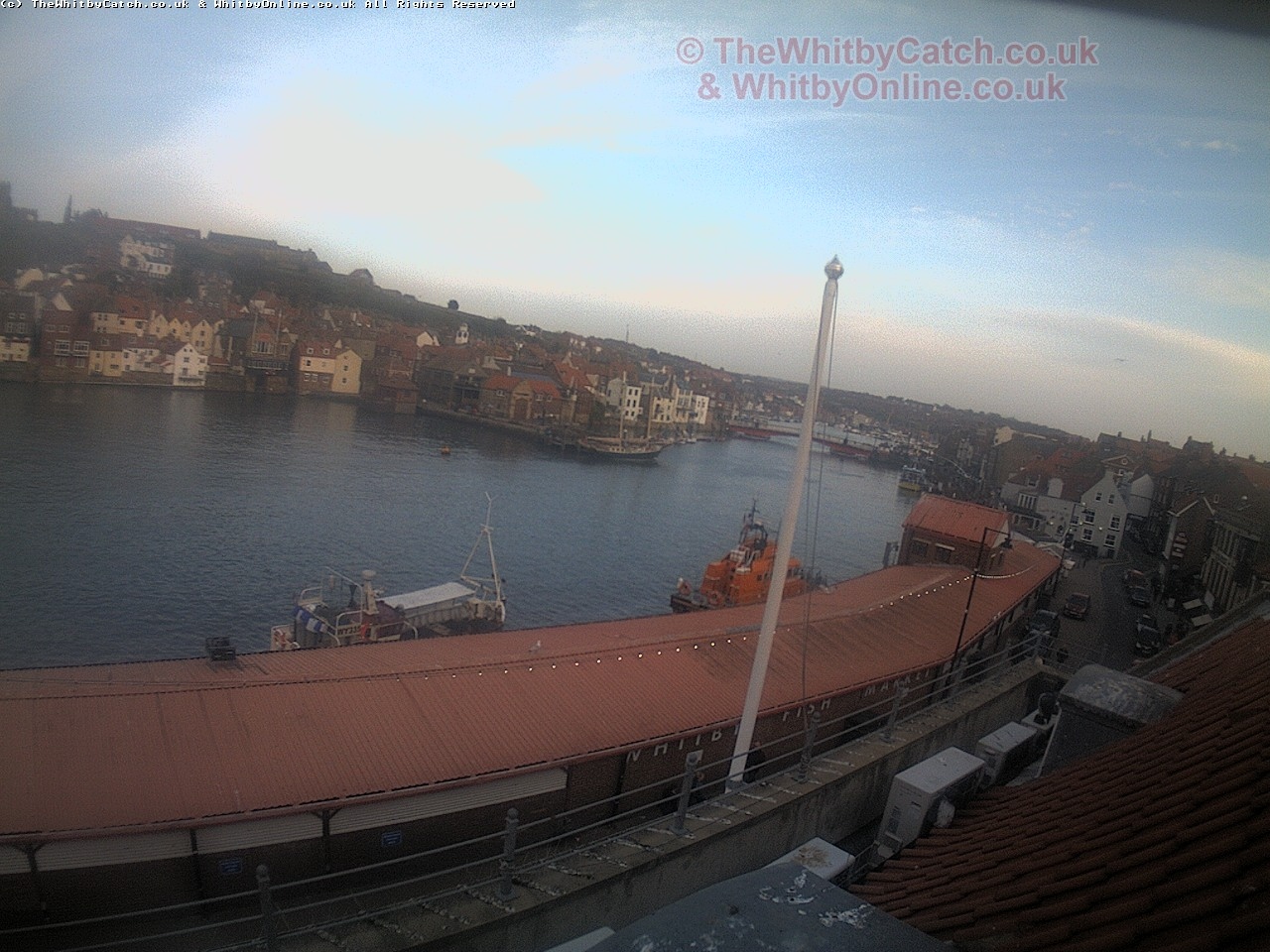 Whitby Sun 30th April 2017 19:19.