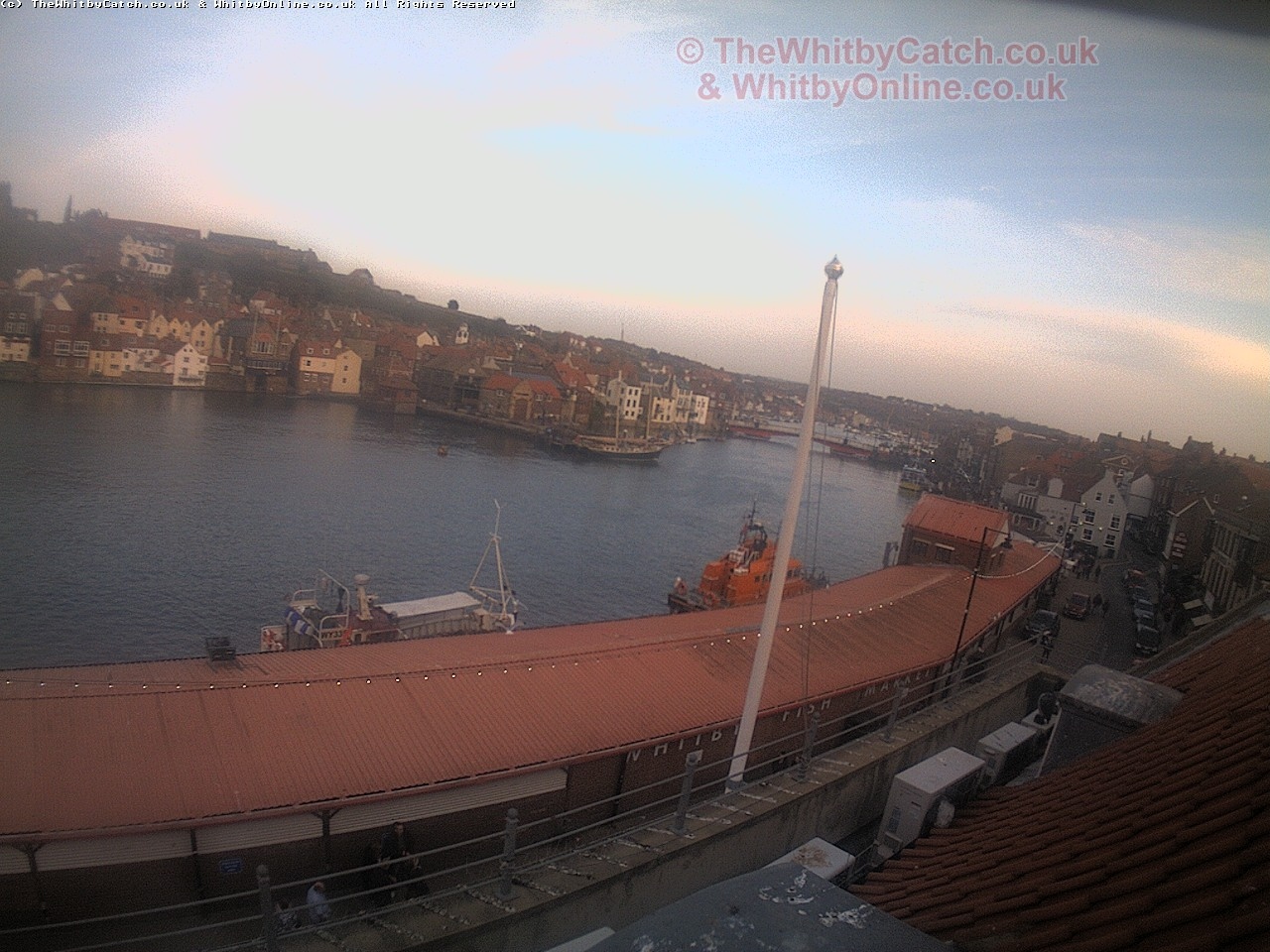 Whitby Sun 30th April 2017 19:21.