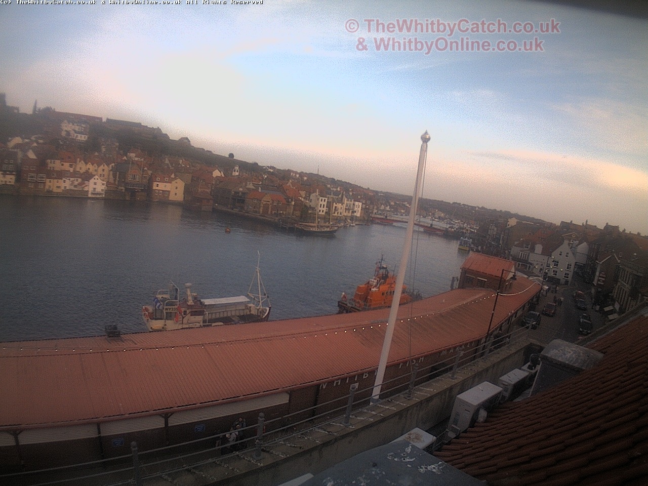 Whitby Sun 30th April 2017 19:23.