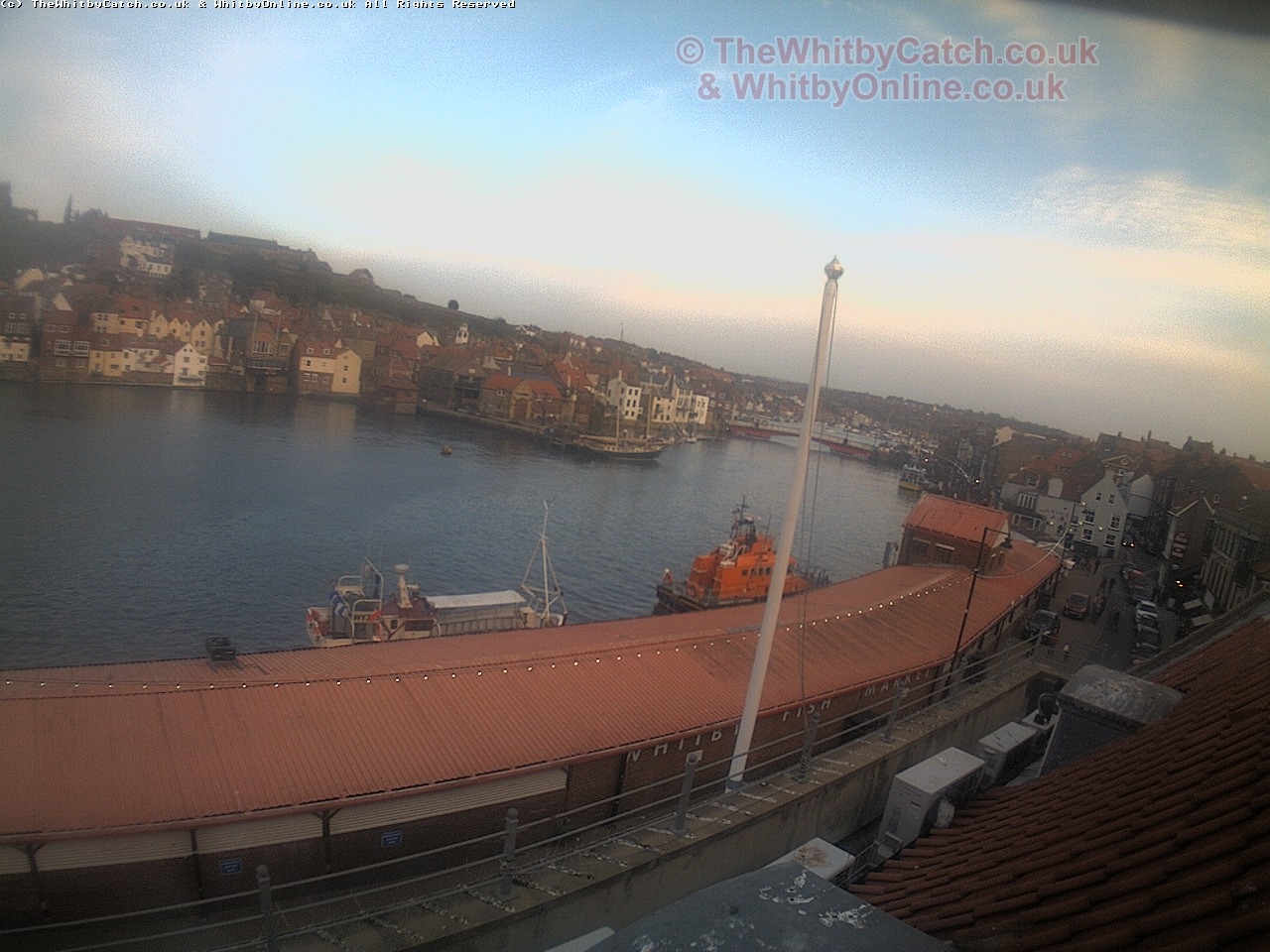 Whitby Sun 30th April 2017 19:34.