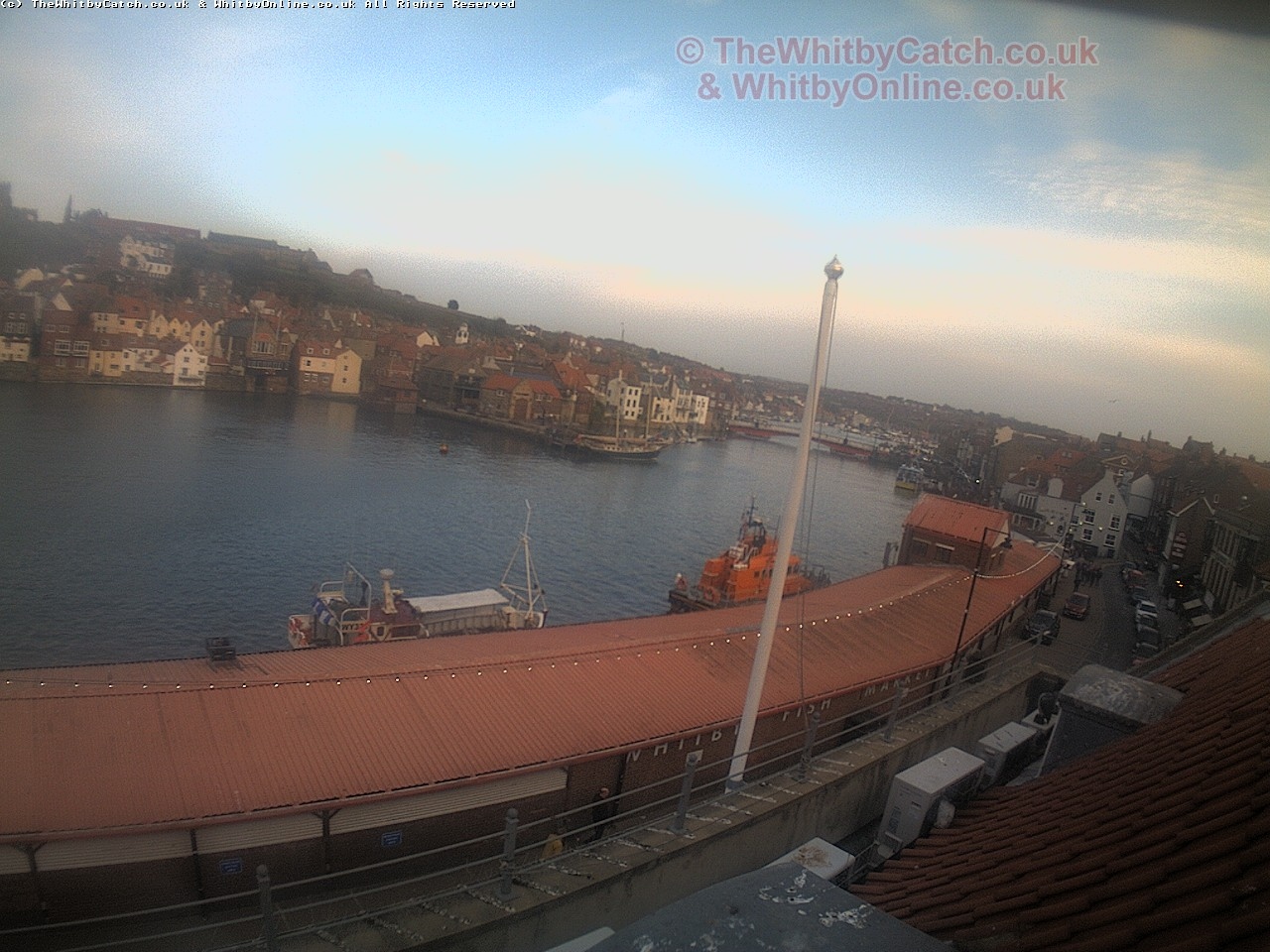 Whitby Sun 30th April 2017 19:35.