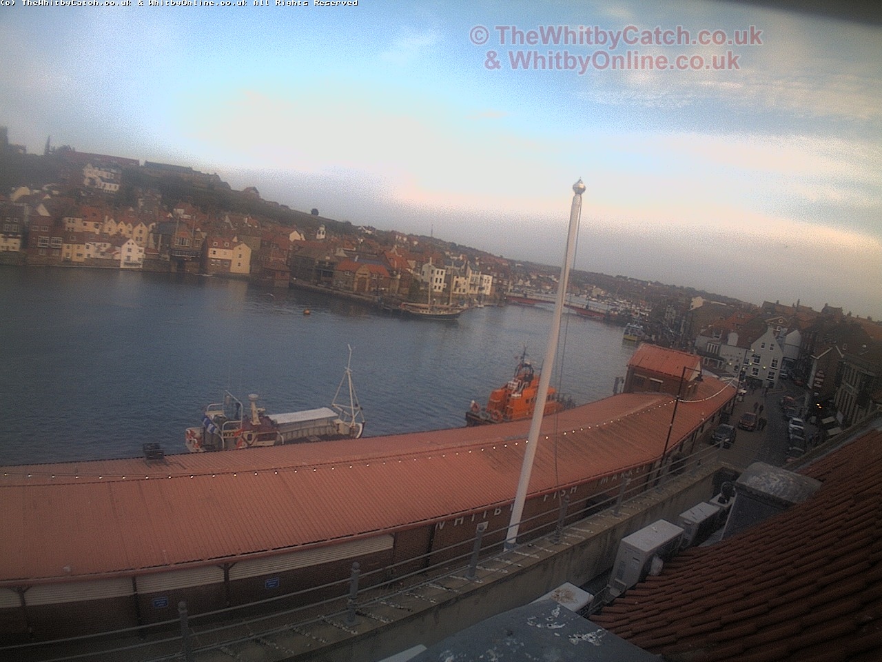 Whitby Sun 30th April 2017 19:38.