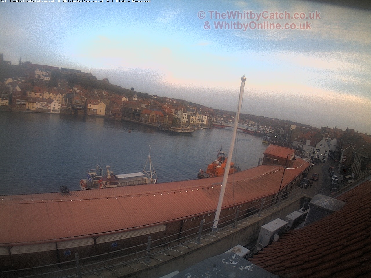 Whitby Sun 30th April 2017 19:39.