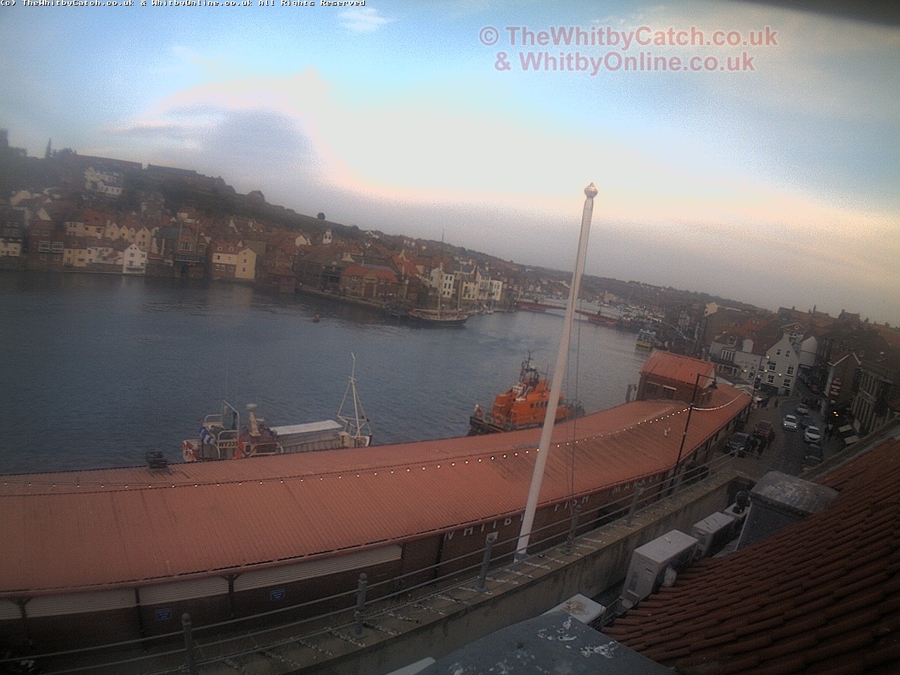 Whitby Sun 30th April 2017 19:45.