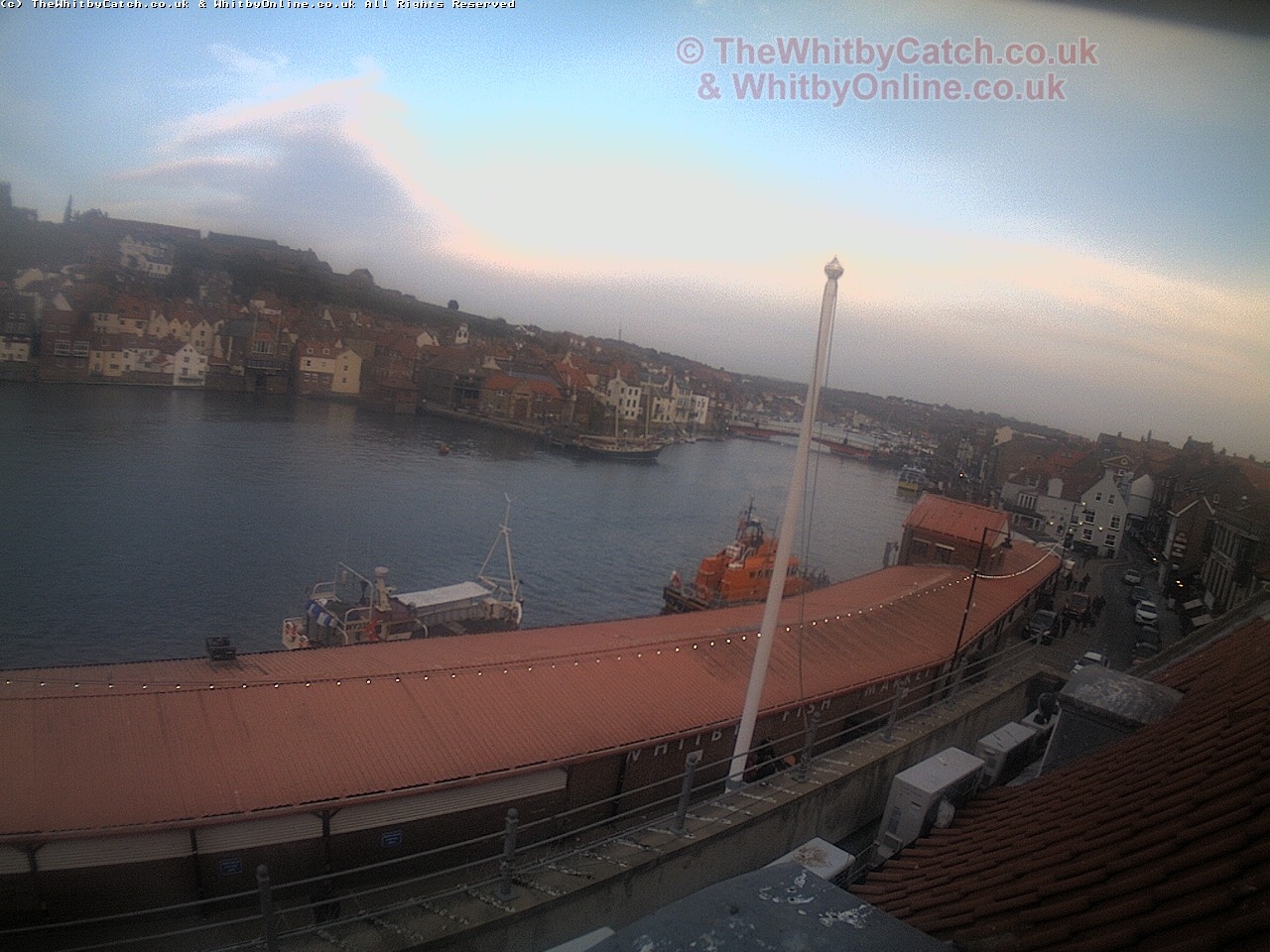 Whitby Sun 30th April 2017 19:47.