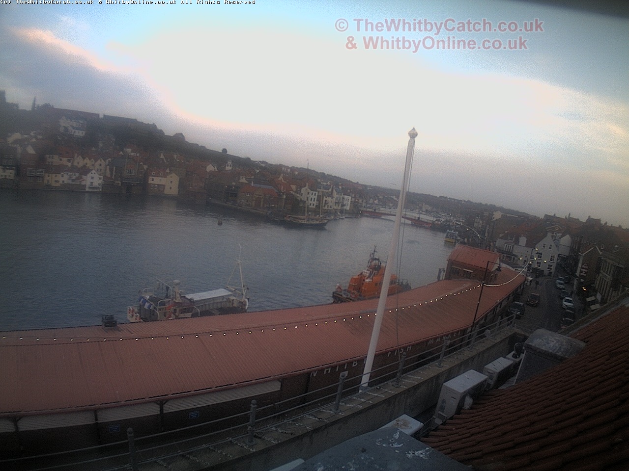 Whitby Sun 30th April 2017 19:55.