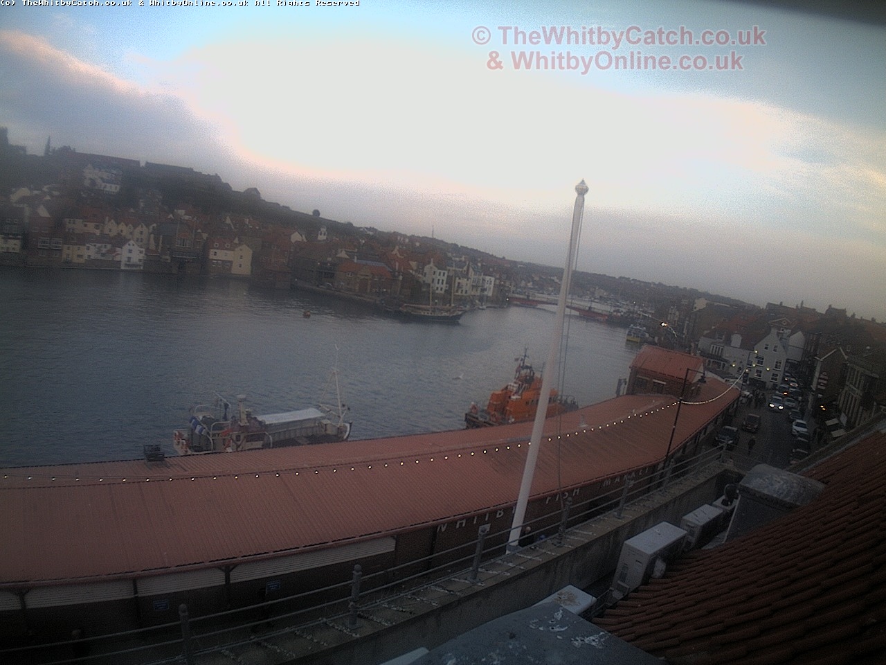 Whitby Sun 30th April 2017 19:56.