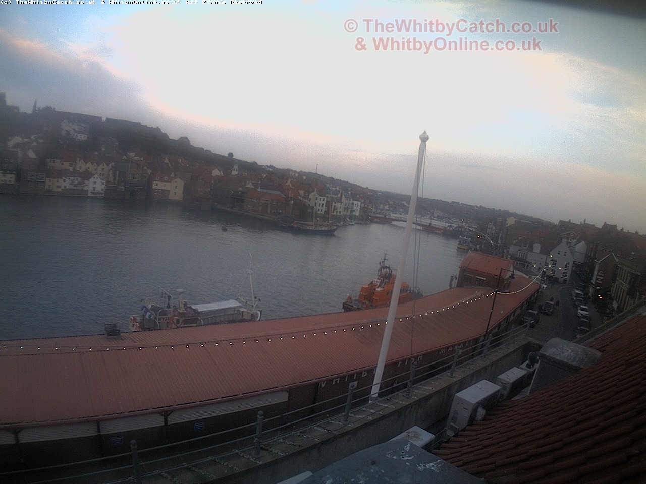 Whitby Sun 30th April 2017 19:58.