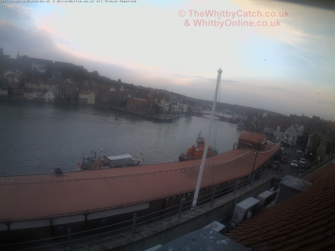 Whitby Sun 30th April 2017 20:02.