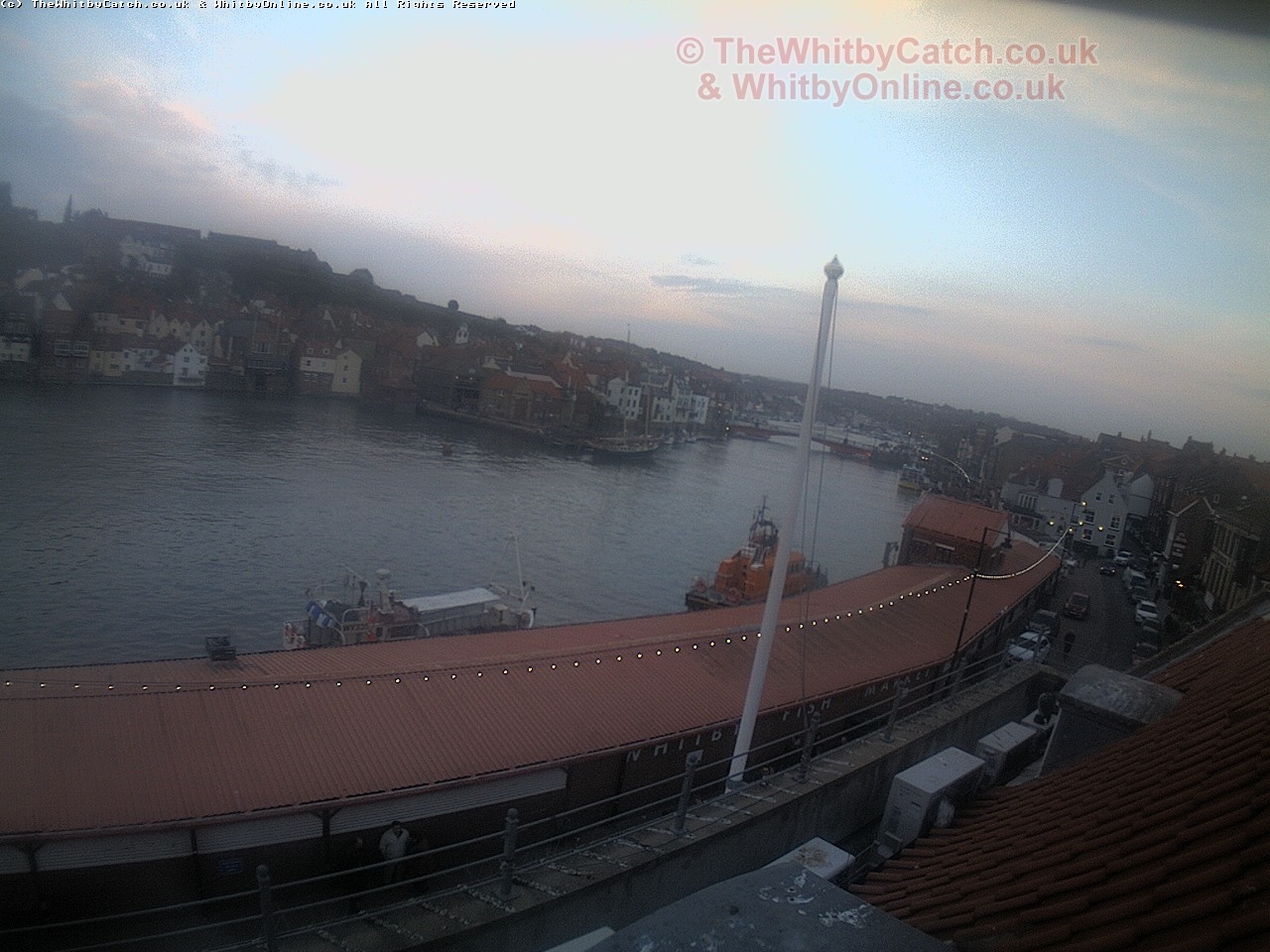 Whitby Sun 30th April 2017 20:04.